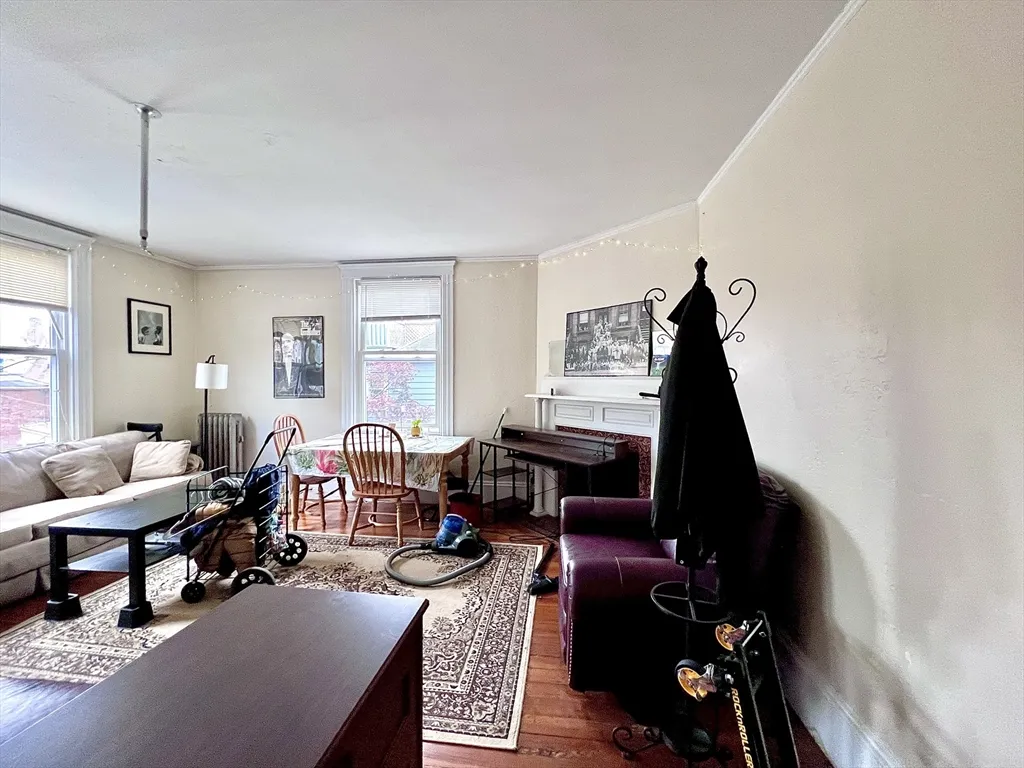 148 Strathmore Rd, Brighton