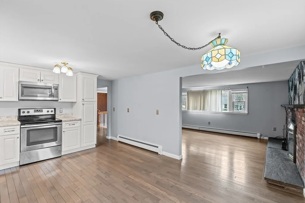 323 Flagg St, Bridgewater