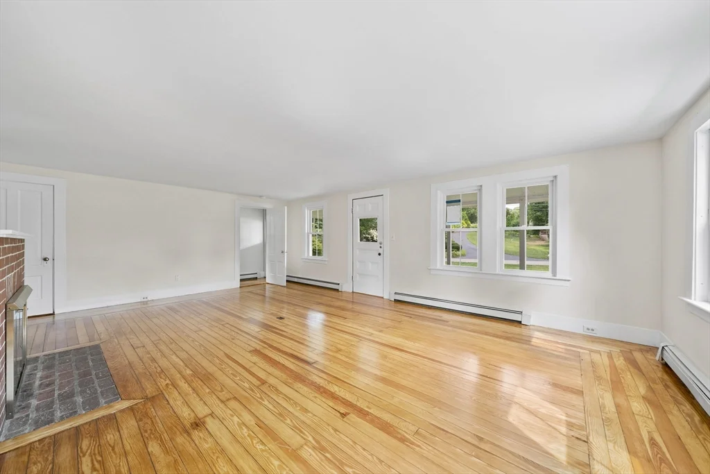 17 Lovers Ln, Duxbury