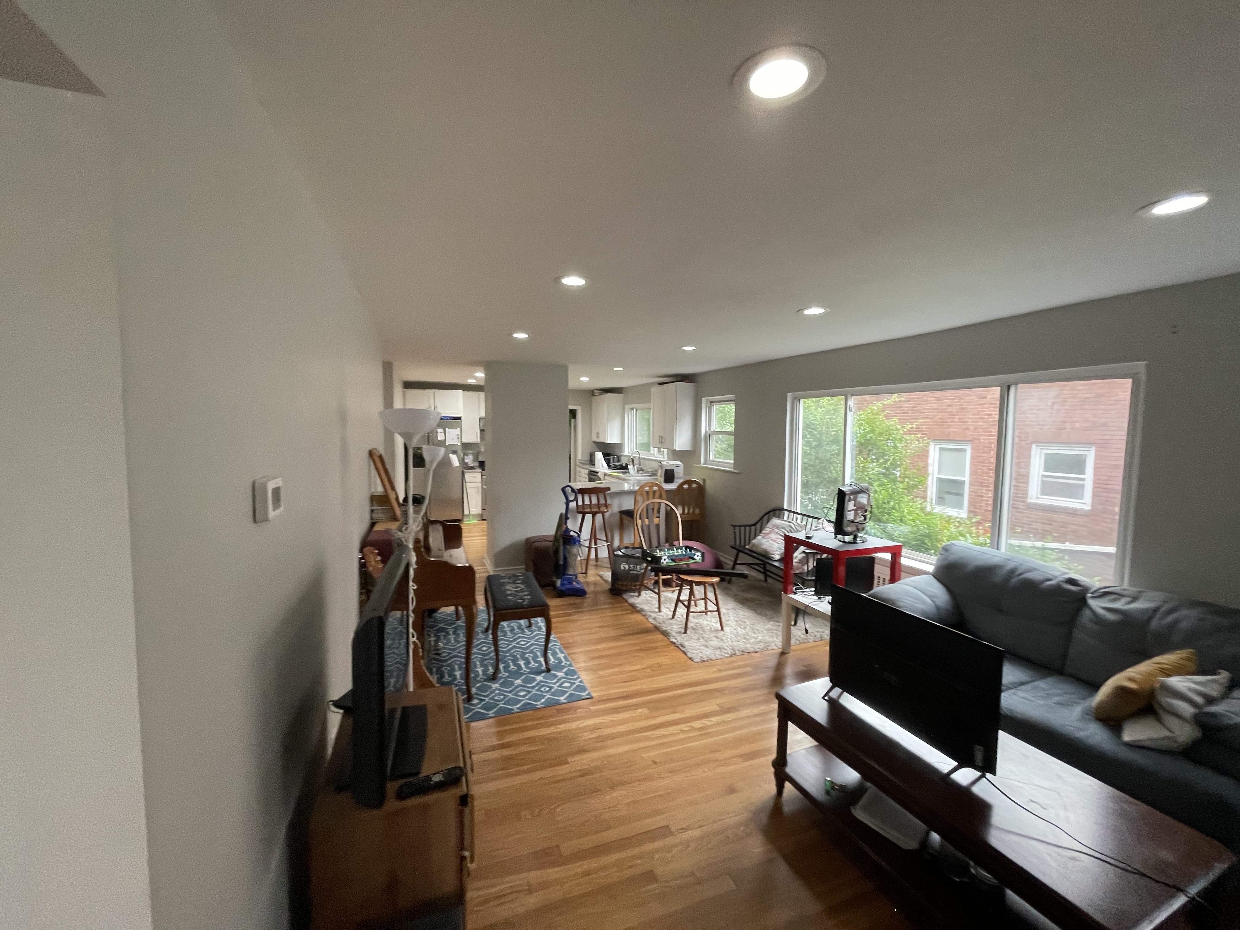 3 bed, 1 bath apartment for rent at 234 Corey Rd Unit 1, Brighton — photo 8 of 21