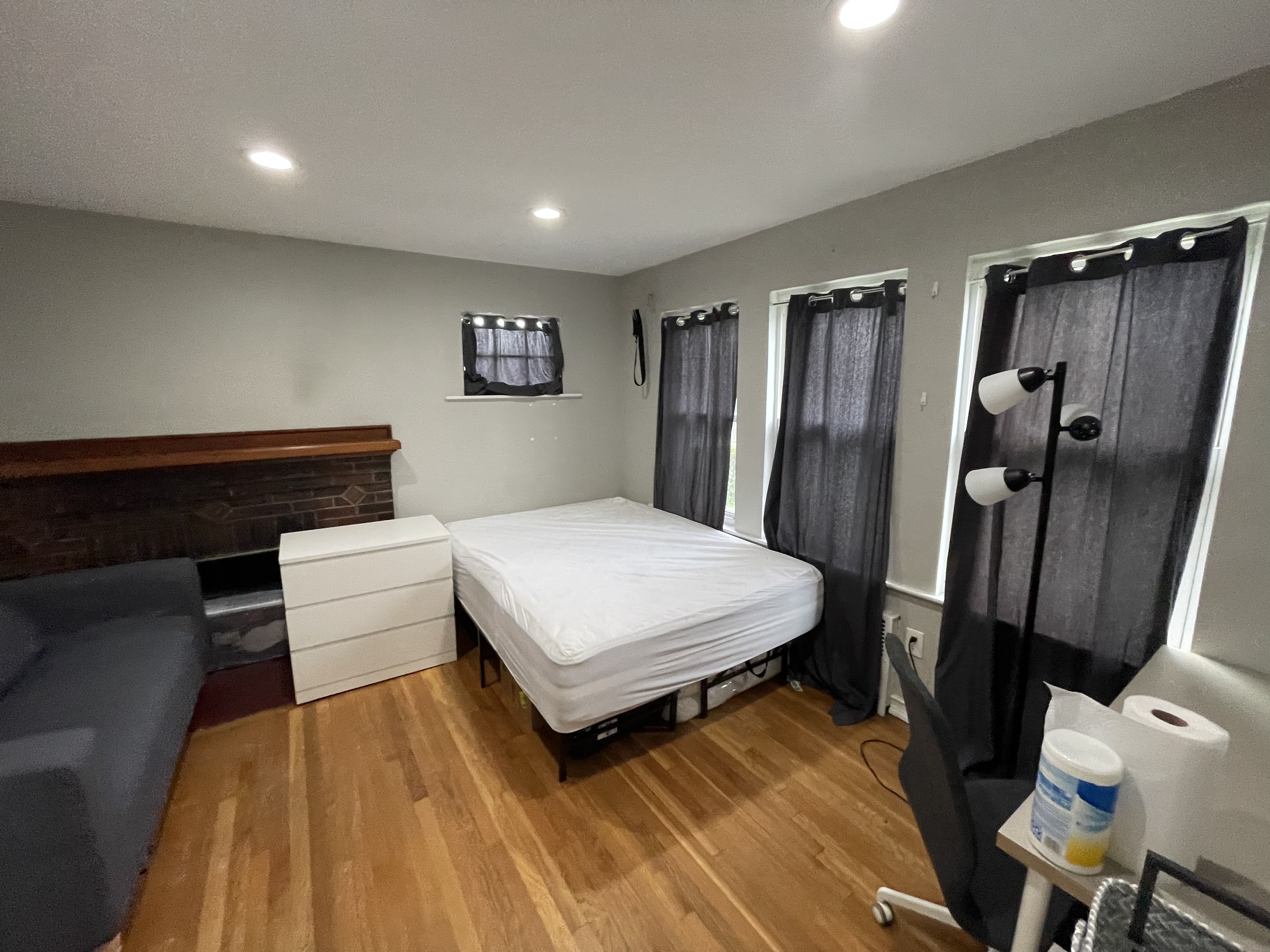 3 bed, 1 bath apartment for rent at 234 Corey Rd Unit 1, Brighton — photo 9 of 21