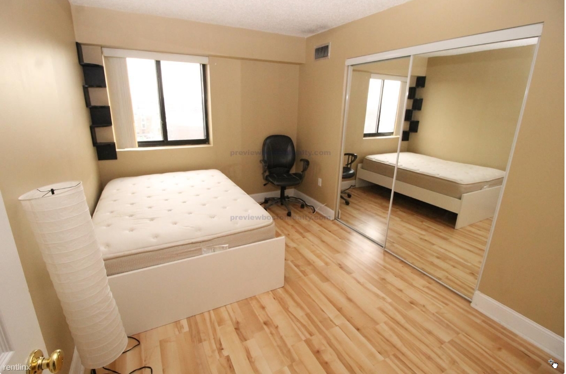 15 North Beacon St, Allston