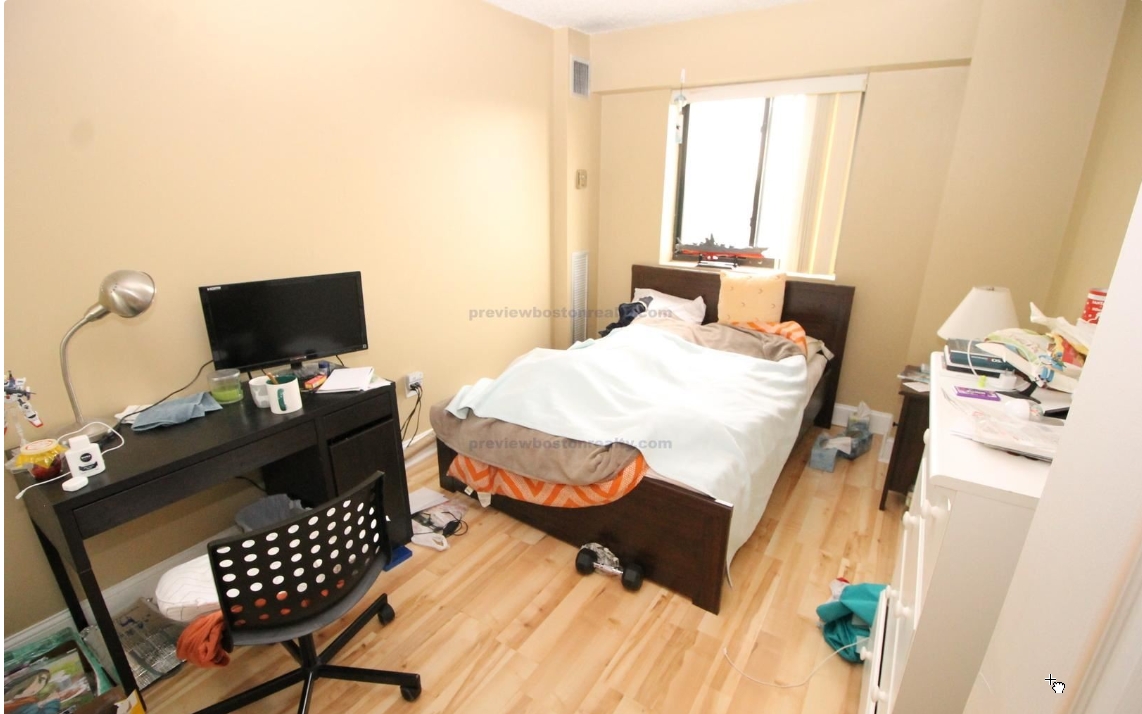 15 North Beacon St, Allston