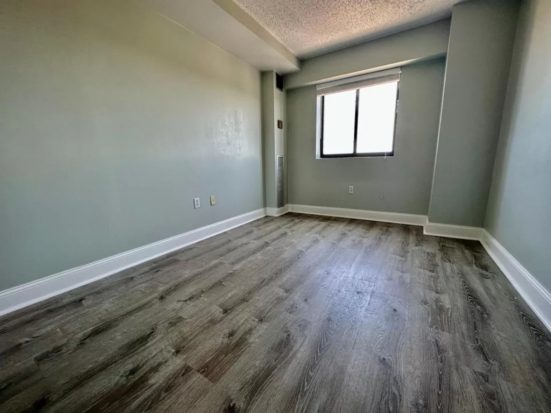 15 North Beacon St, Allston