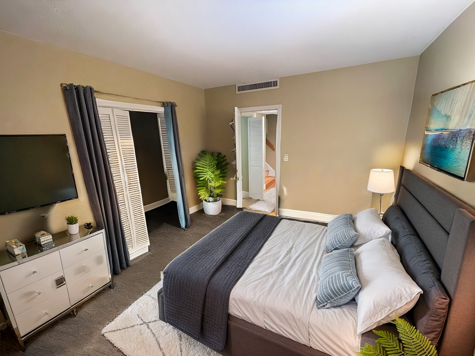 85 Brainerd Rd, Brighton