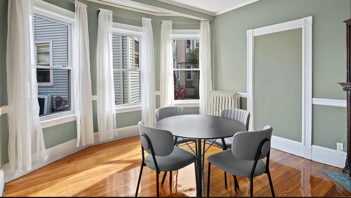 4 Haskell St, Allston