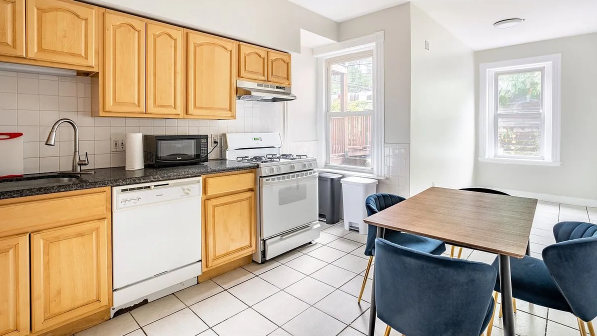 10 Strathmore Rd, Brookline