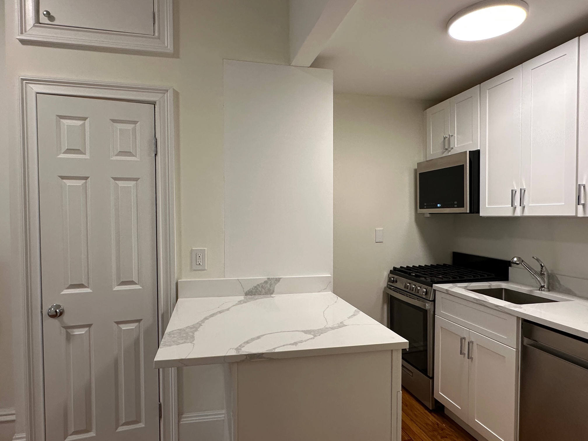 86 Charles, Beacon Hill