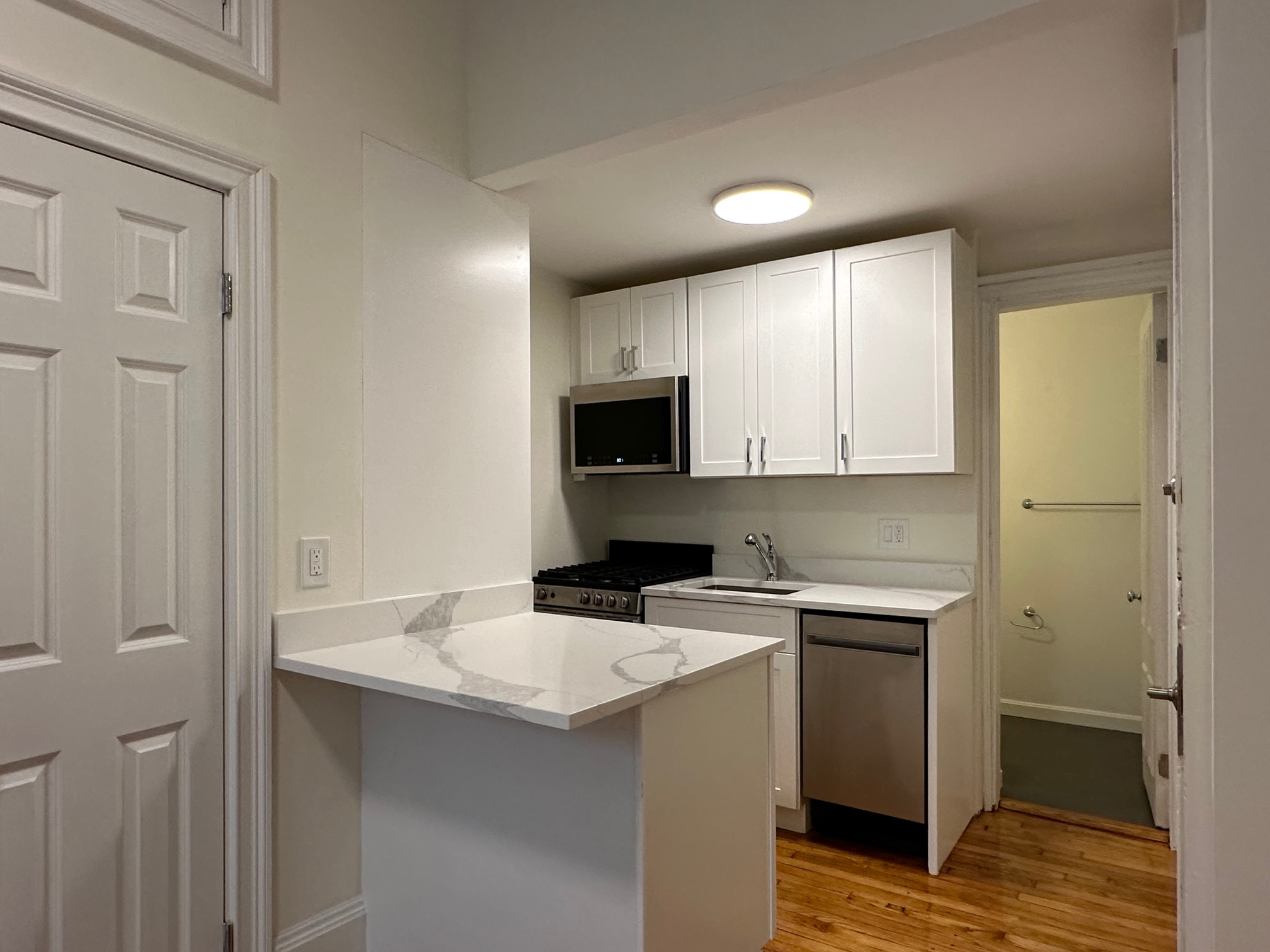 86 Charles, Beacon Hill