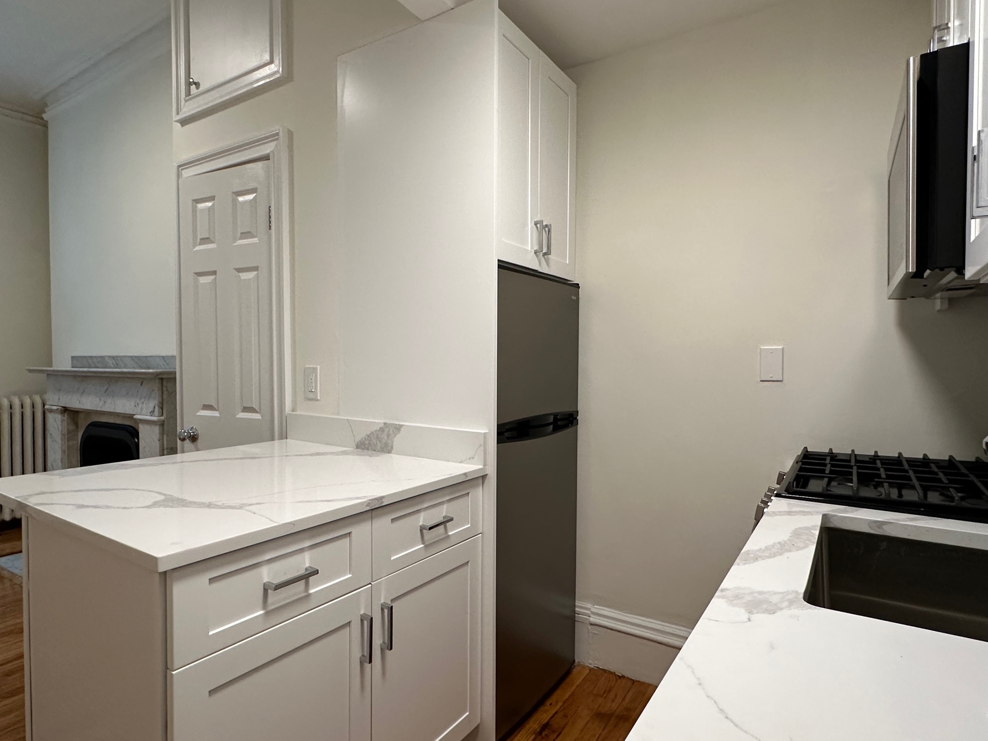 86 Charles, Beacon Hill