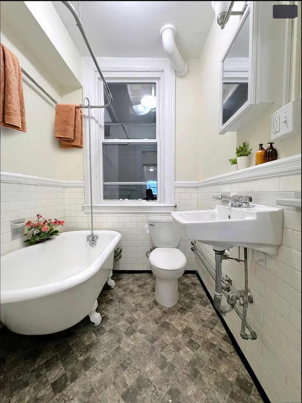 885 Massachusetts Ave, Central Square