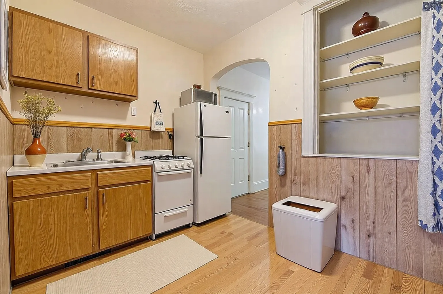 28 Myrtle, Beacon Hill