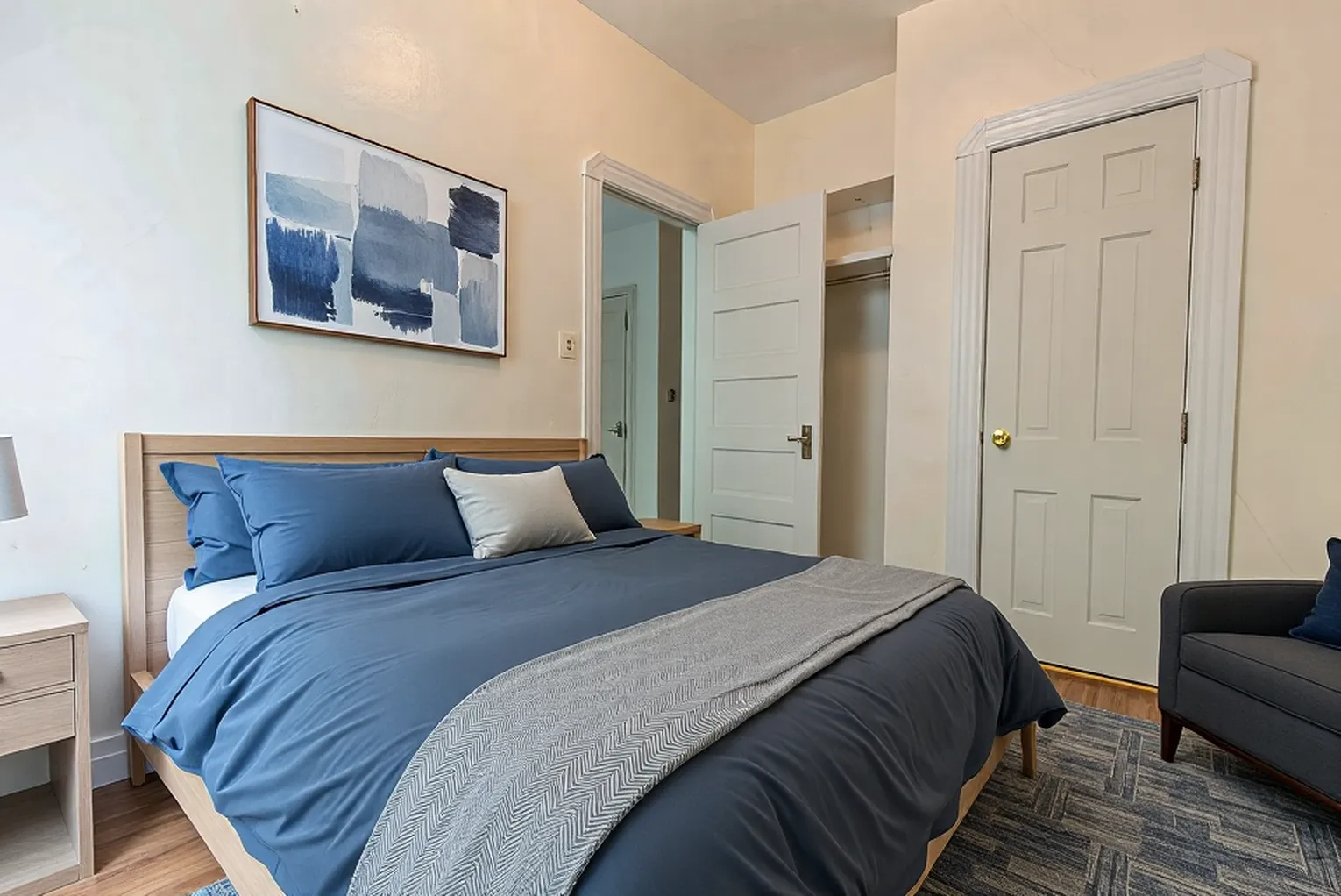 28 Myrtle, Beacon Hill