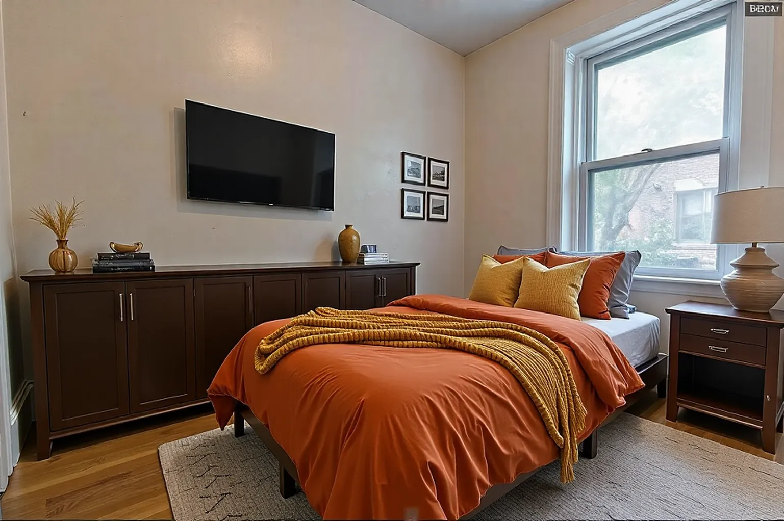 28 Myrtle, Beacon Hill