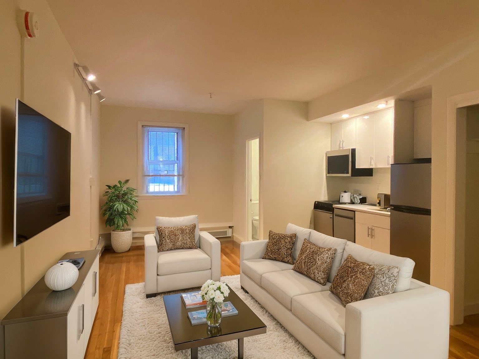 529 Beacon St, Back Bay