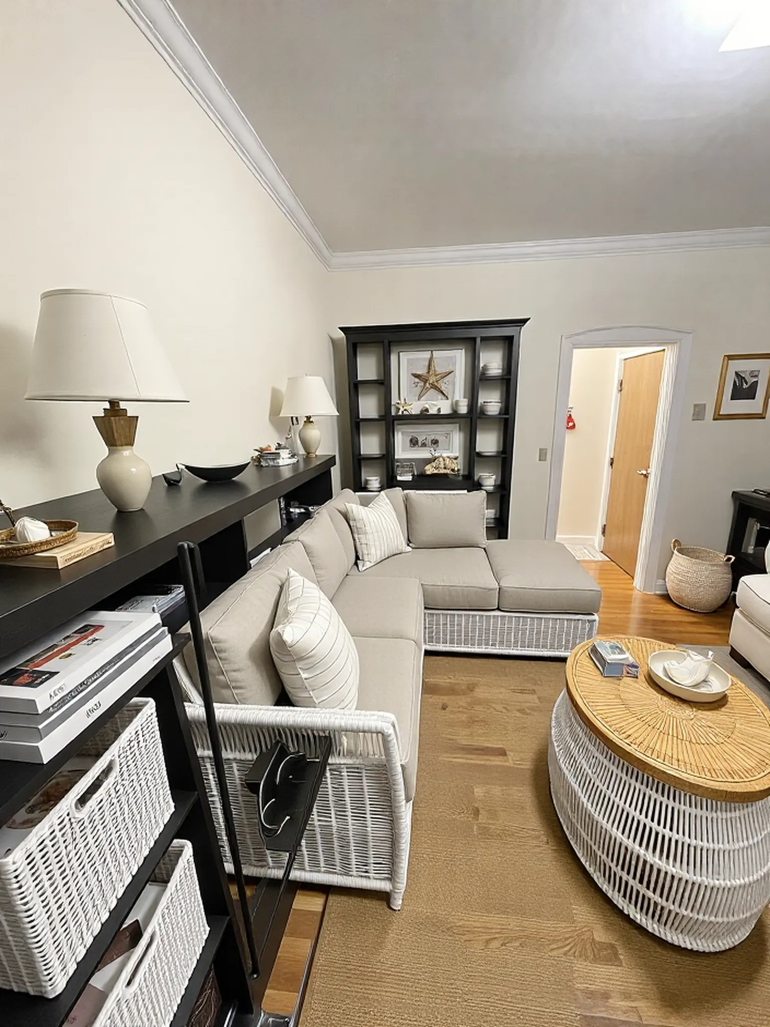 4 Park Vale Ave, Allston