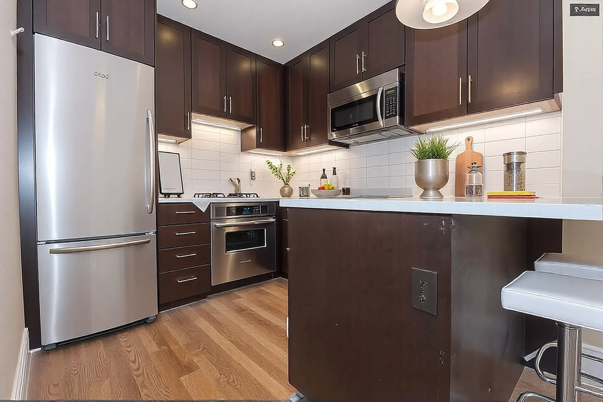 871 Beacon St, Fenway