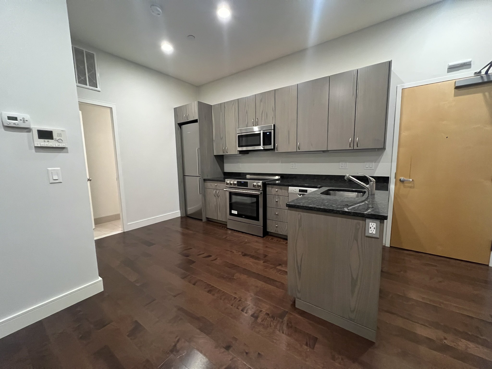 460 Harrison Ave, South End