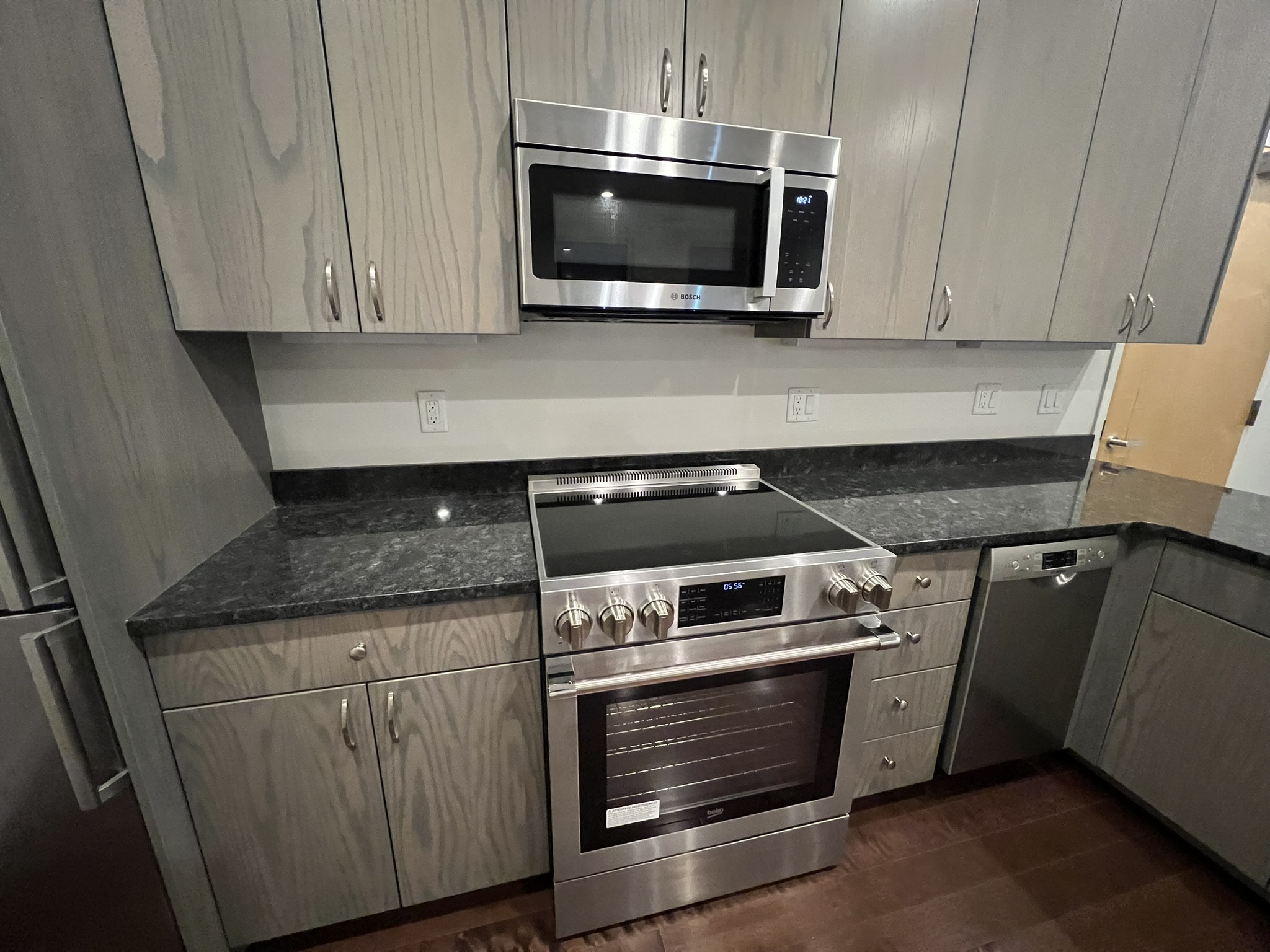 460 Harrison Ave, South End