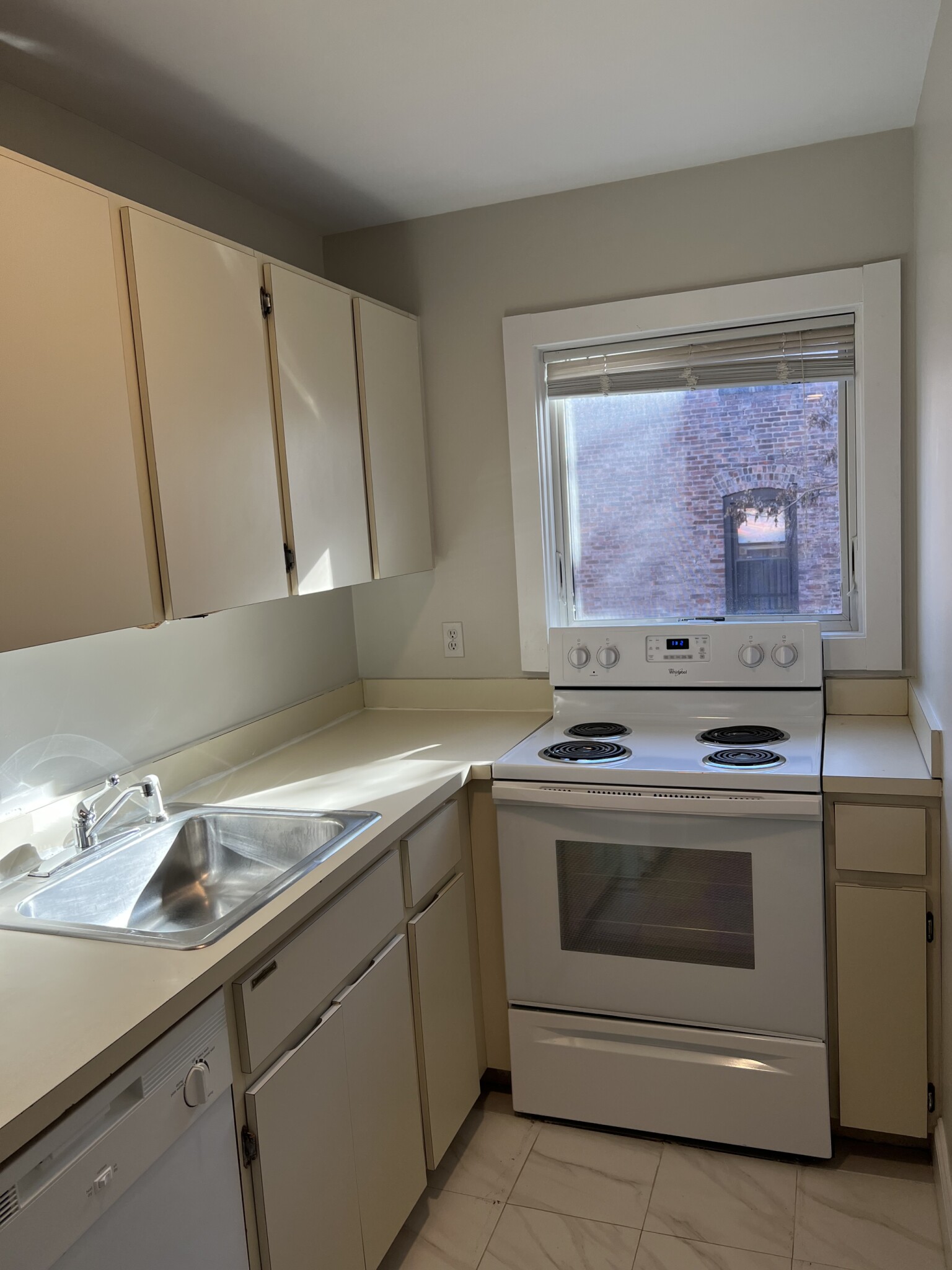 166 Saint Botolph, Back Bay