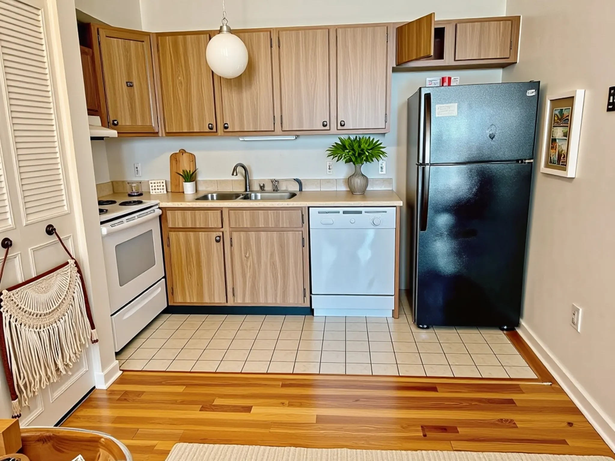 95 Sutherland, Brighton