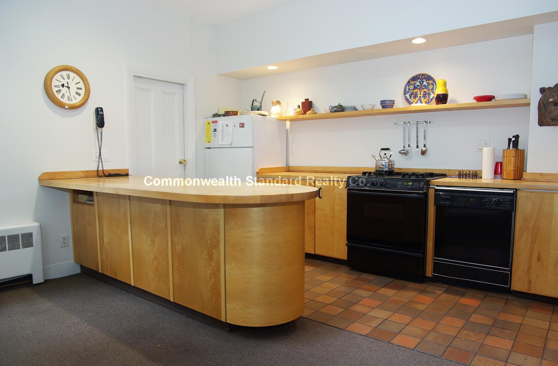 540 Massachusetts Ave, South End