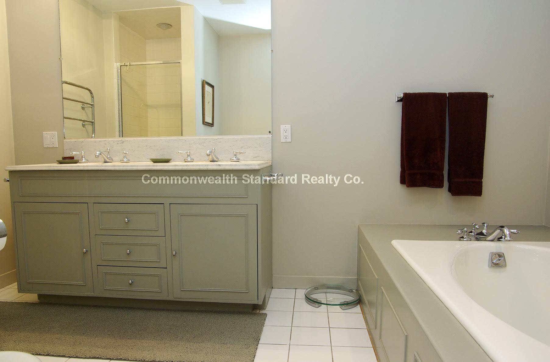 540 Massachusetts Ave, South End