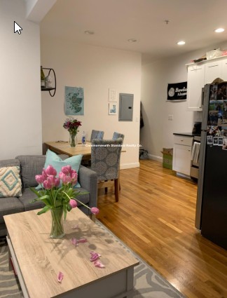 90 W Cedar, Beacon Hill