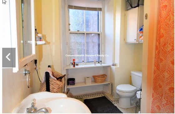 3 bed, 1 bath apartment for rent at 12 Hancock Unit 4, Beacon Hill — photo 2 of 20