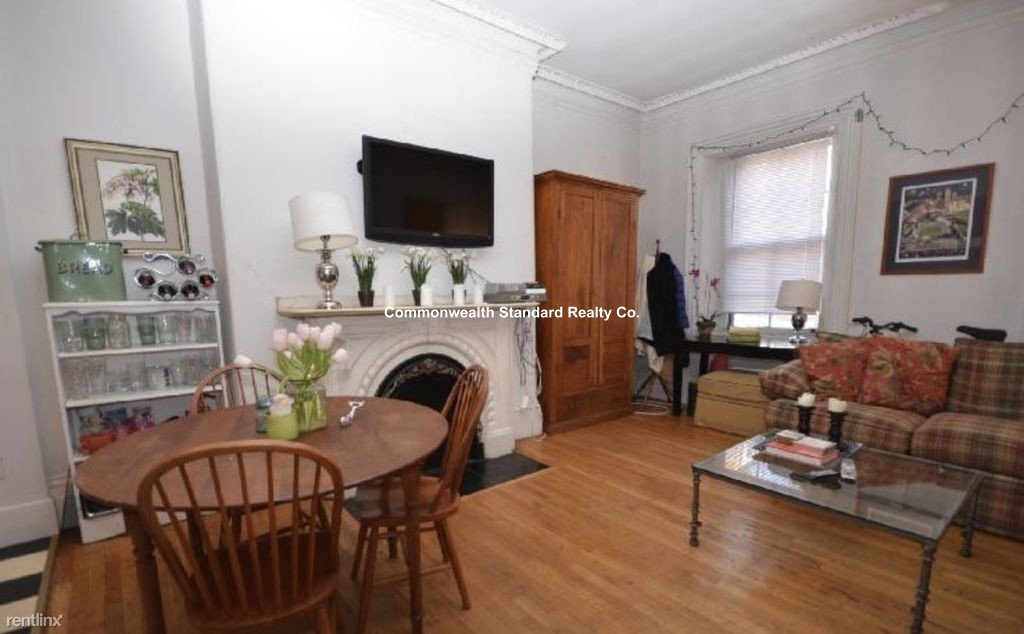 3 bed, 1 bath apartment for rent at 12 Hancock Unit 4, Beacon Hill — photo 9 of 20