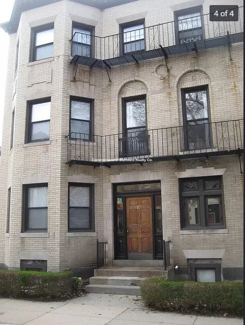 Studio bed, 1 bath apartment for rent at 17 Keswick St Unit 10, Fenway