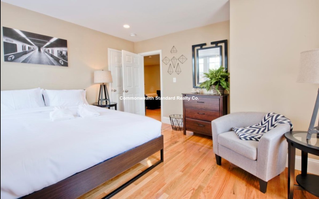 3 bed, 1 bath apartment for rent at 328 Saint Paul St Unit 6, Coolidge Corner — photo 7 of 13