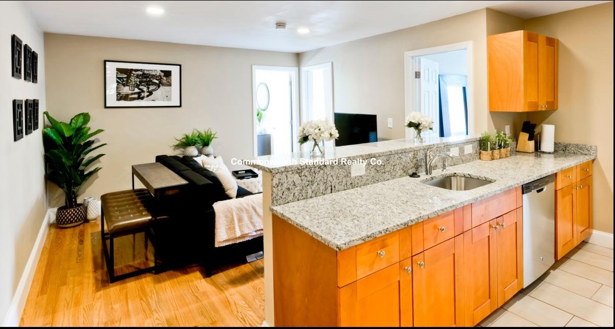 3 bed, 1 bath apartment for rent at 328 Saint Paul St Unit 6, Coolidge Corner