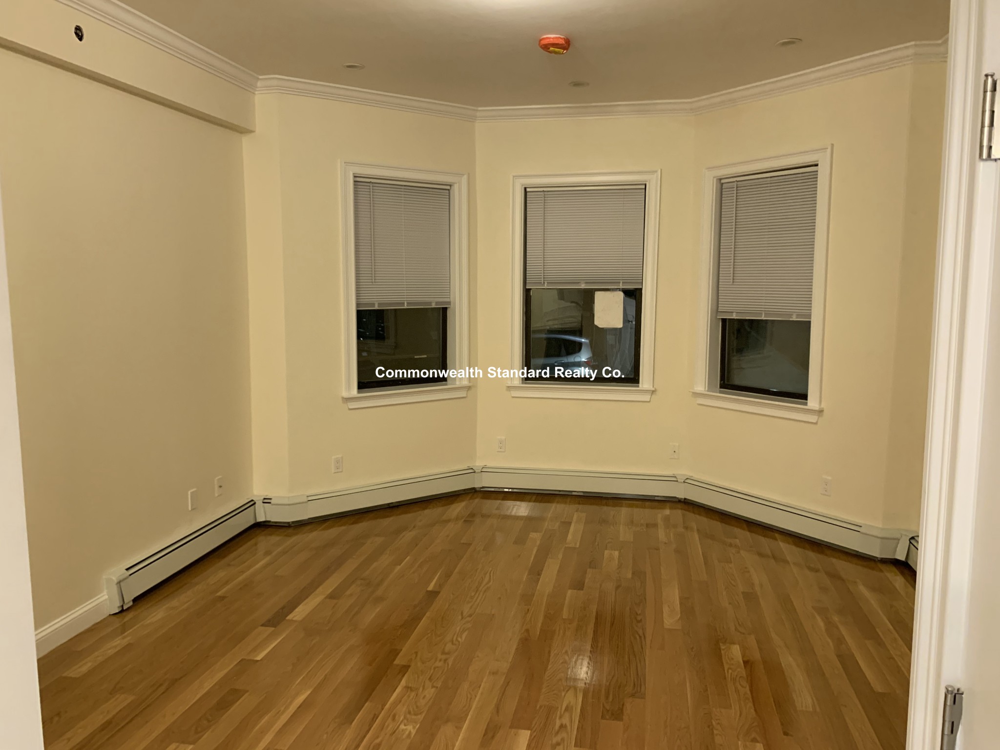 Studio bed, 1 bath apartment for rent at 17 Keswick St Unit 10, Fenway — photo 3 of 6