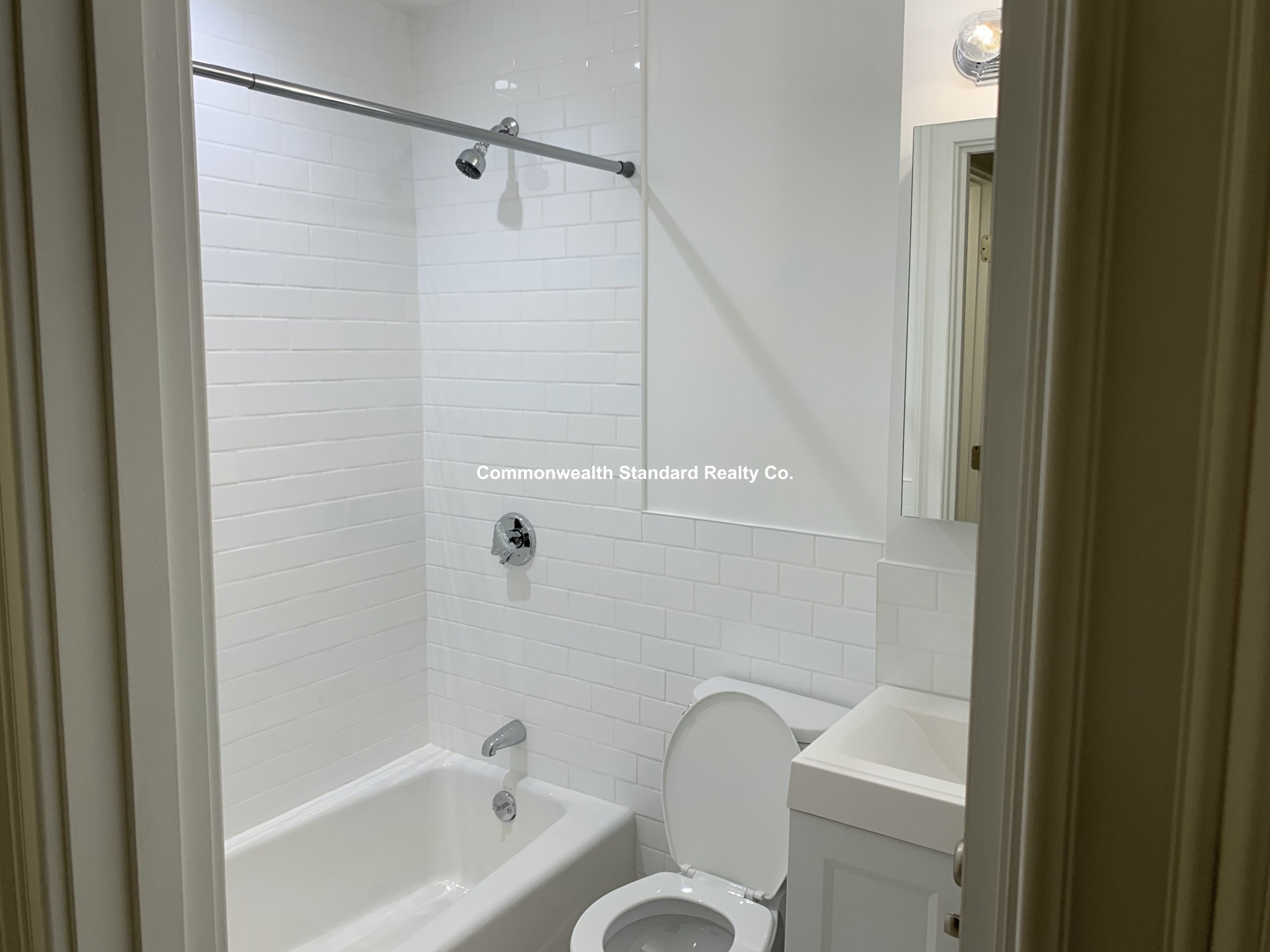 Studio bed, 1 bath apartment for rent at 17 Keswick St Unit 10, Fenway — photo 2 of 6