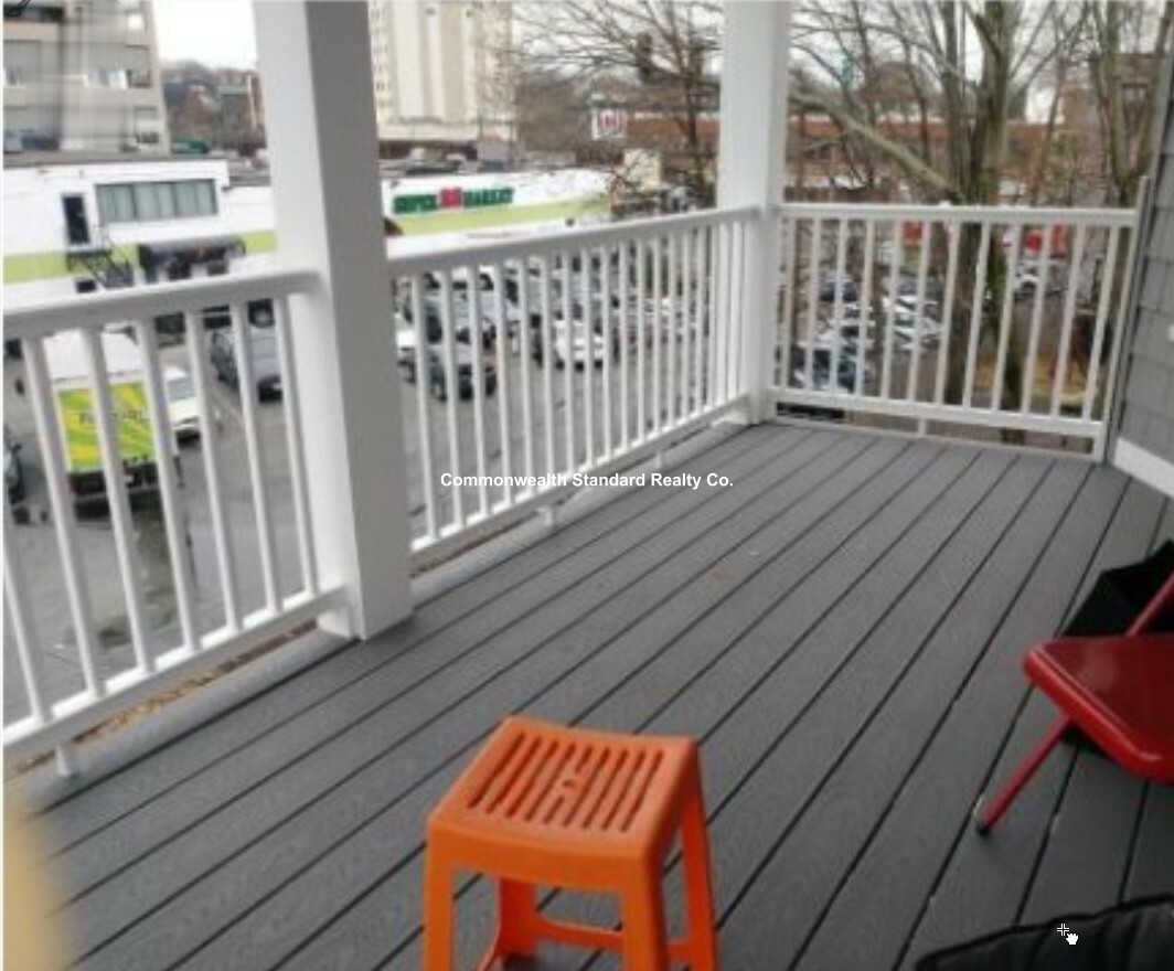 7 Gardner Ter, Allston