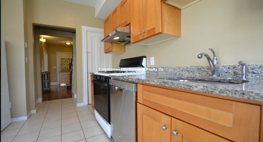 4 Haskell St, Allston