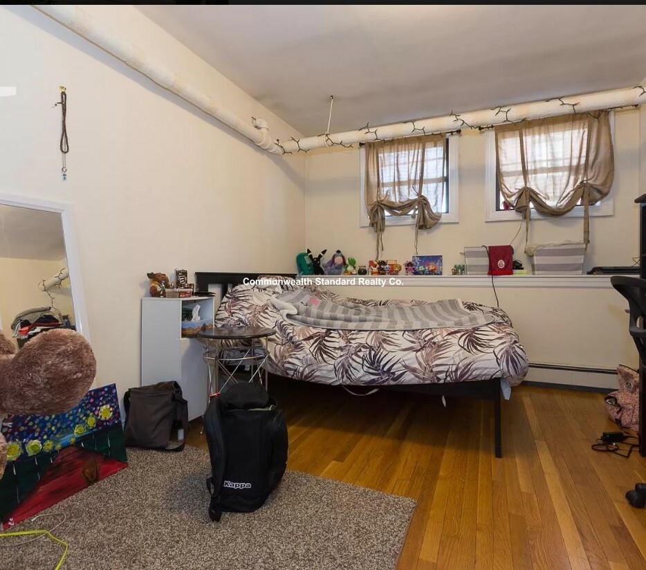 4 bed, 2 bath apartment for rent at 23 Glenville Ave Unit 1, Allston
