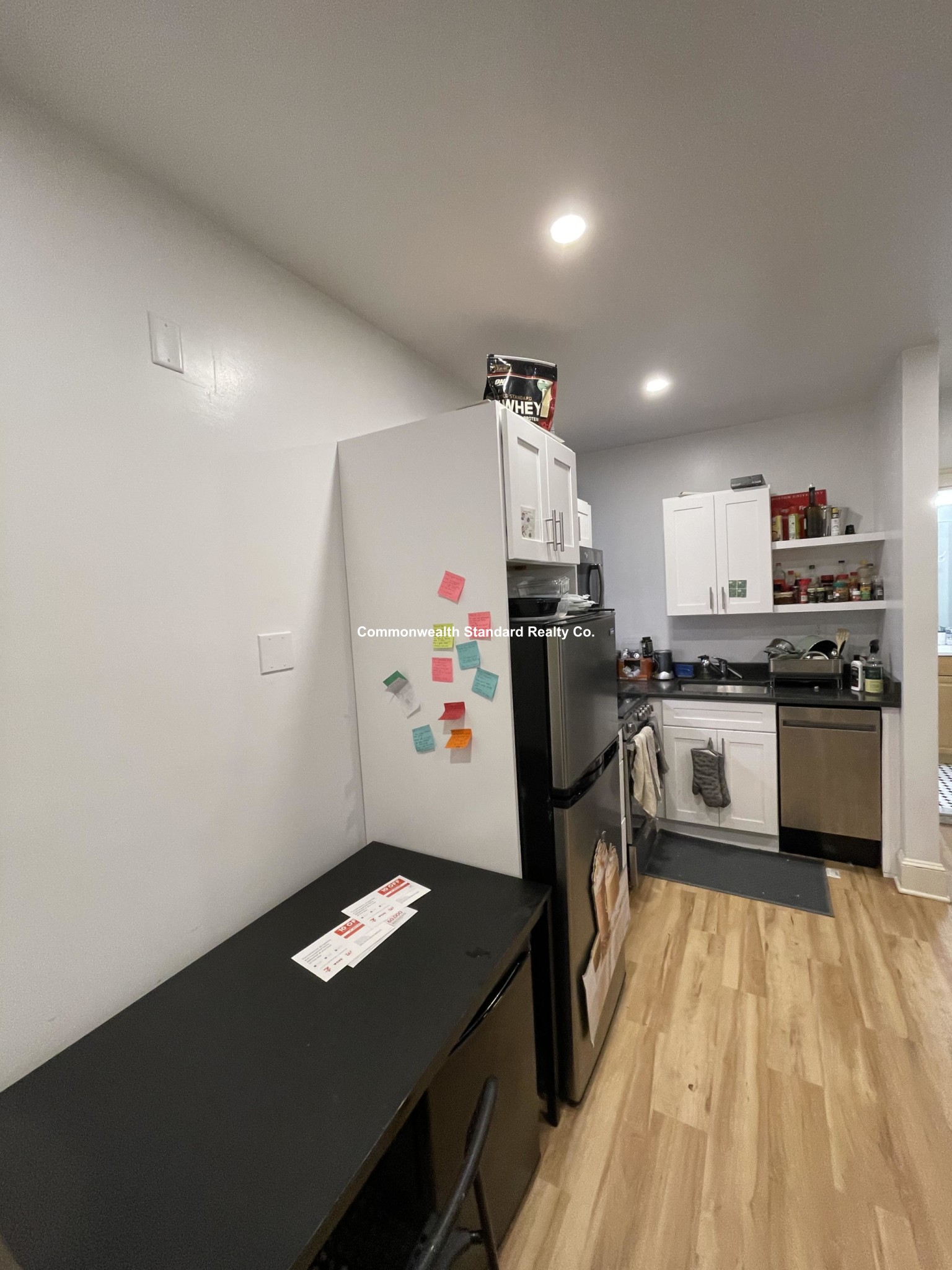 3 bed, 1 bath apartment for rent at 833 Beacon St Unit 401, Fenway — photo 9 of 10
