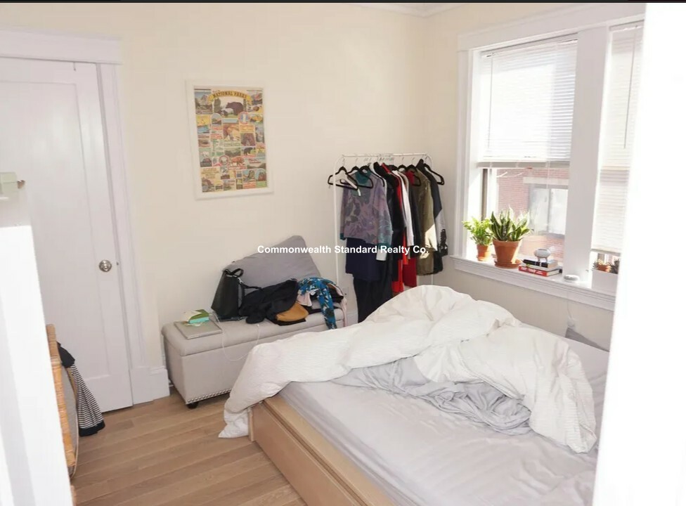 1340 Commonwealth Ave, Brighton