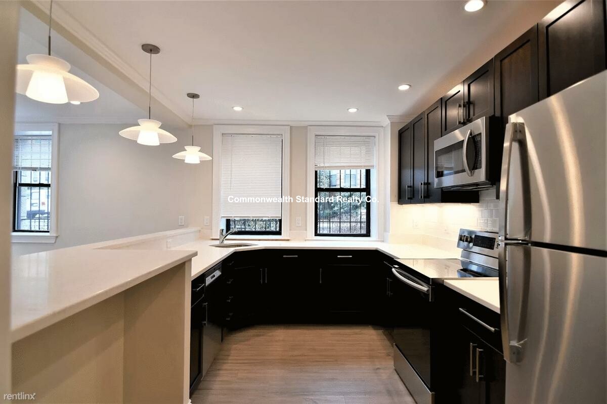 2 bed, 1 bath apartment for rent at 31 Glenville Ave Unit A, Allston — photo 5 of 10