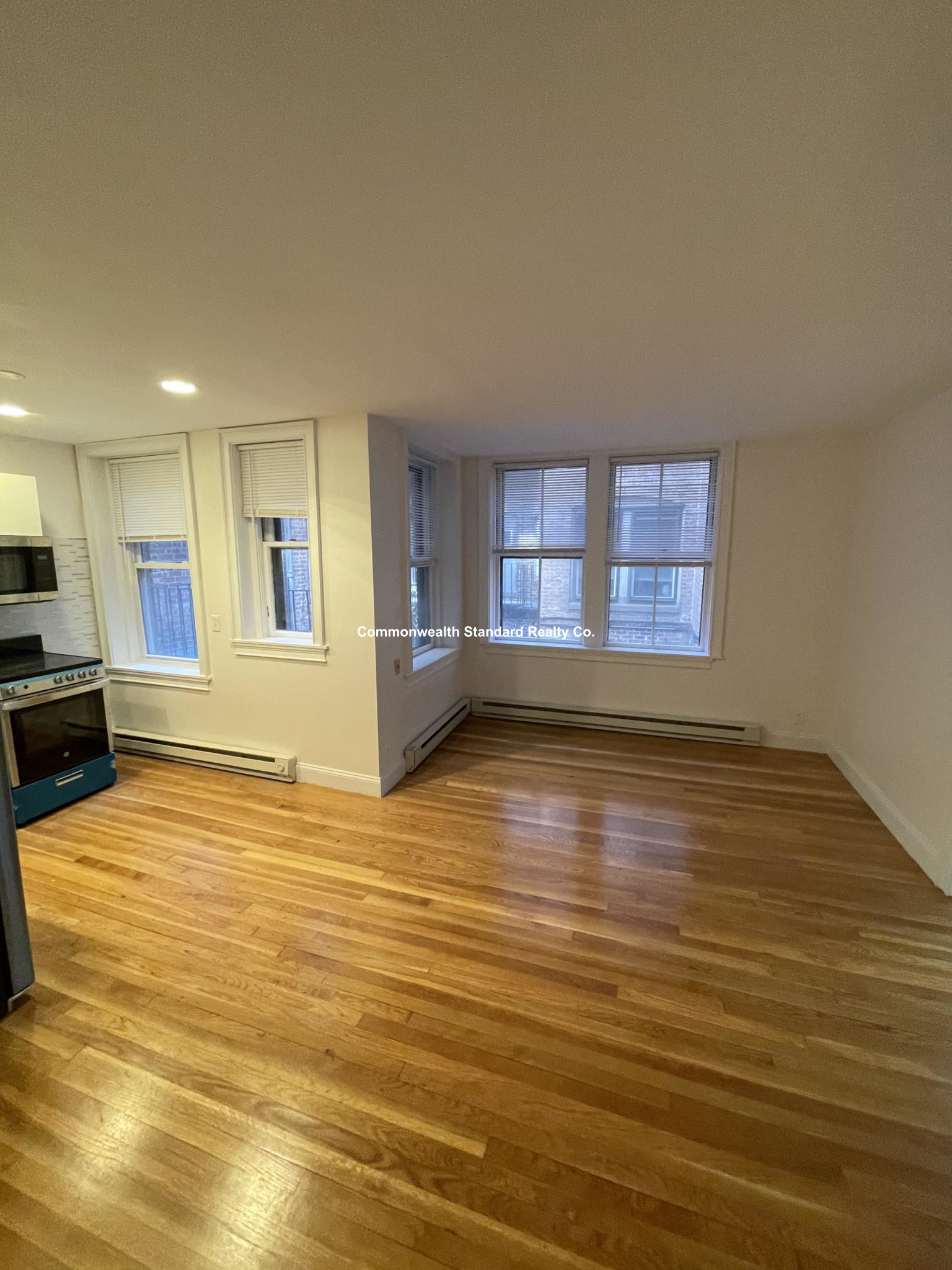 92 W Cedar, Beacon Hill