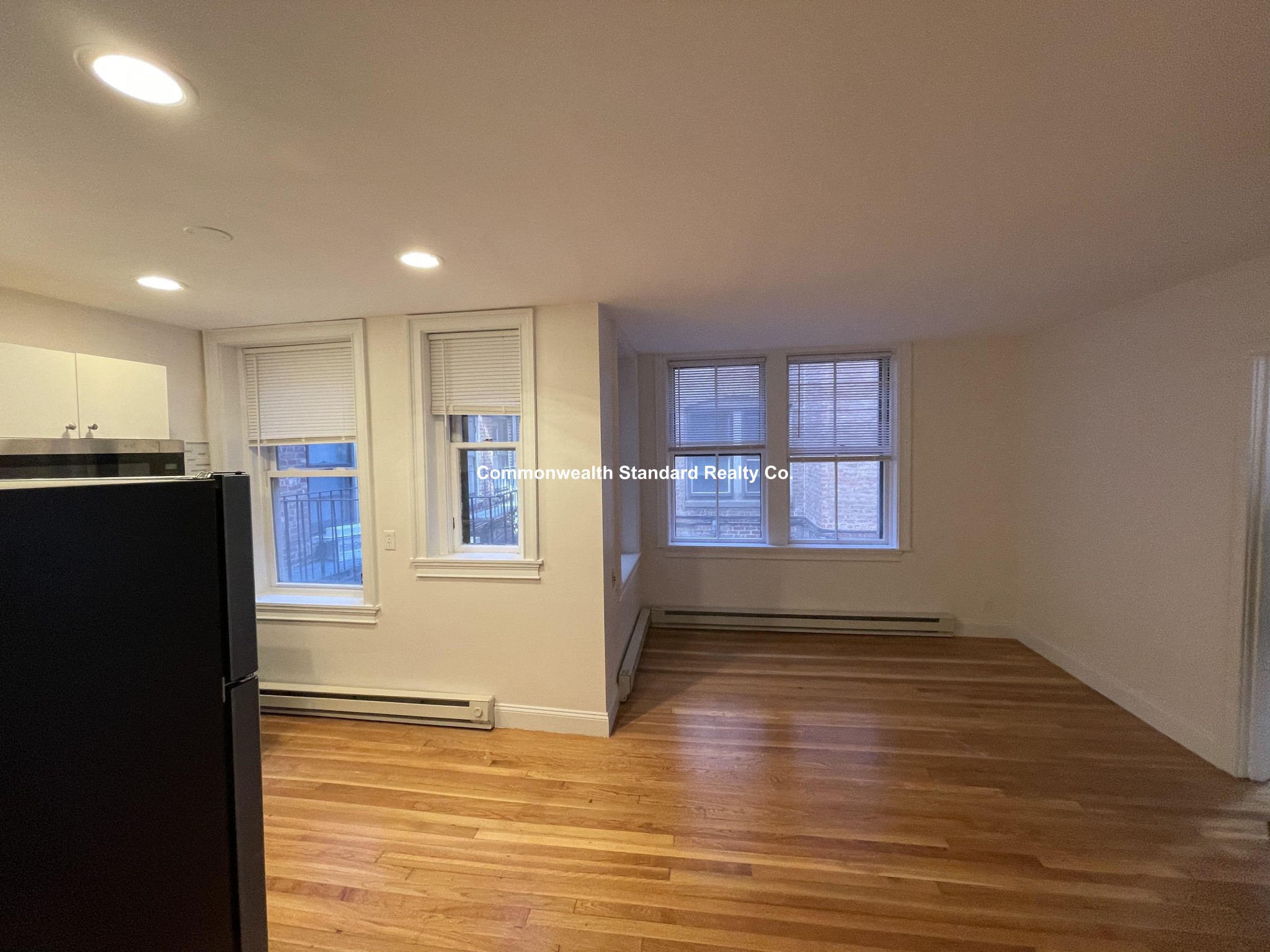 92 W Cedar, Beacon Hill