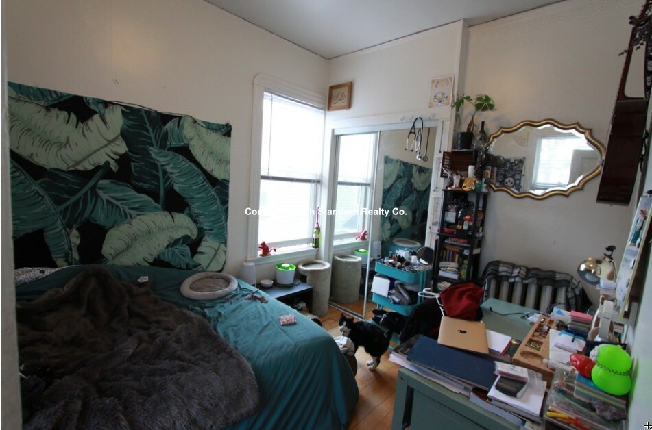 32 Chatham St, Harvard Square