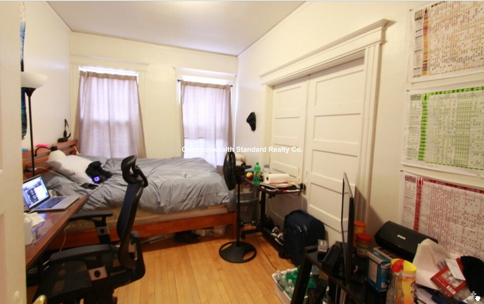 32 Chatham St, Harvard Square