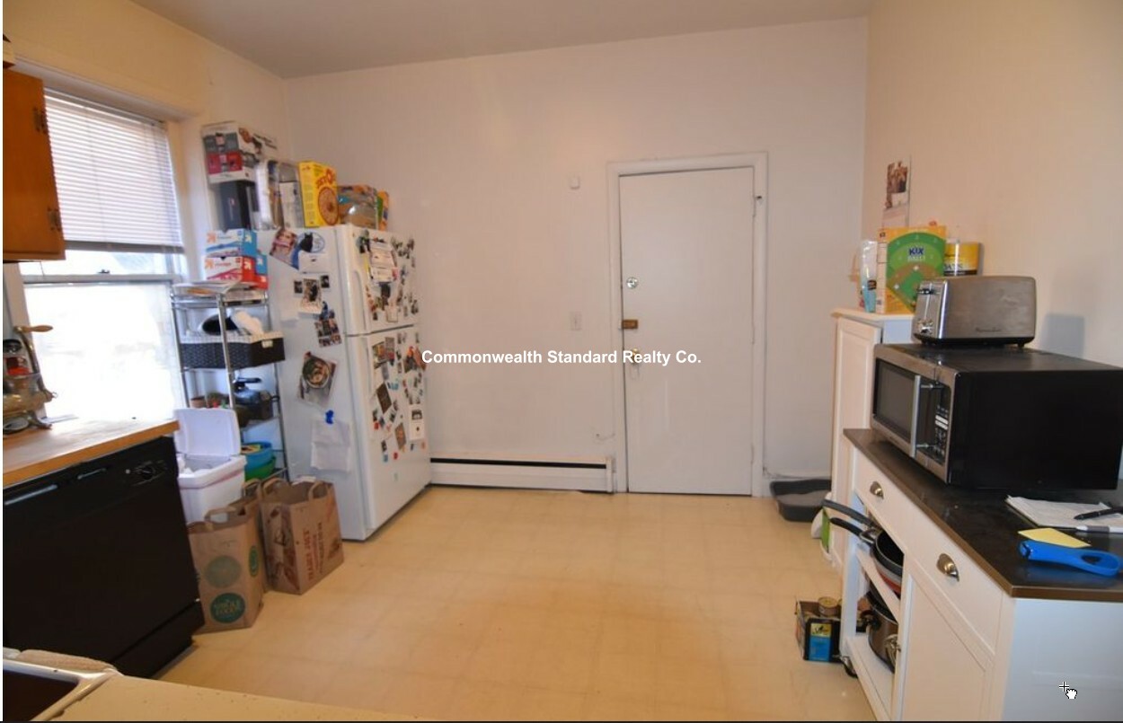 52 Parkman, Coolidge Corner