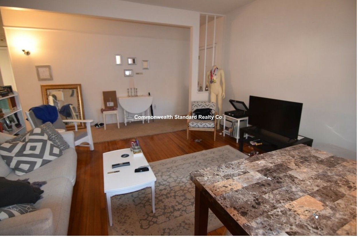 52 Parkman, Coolidge Corner