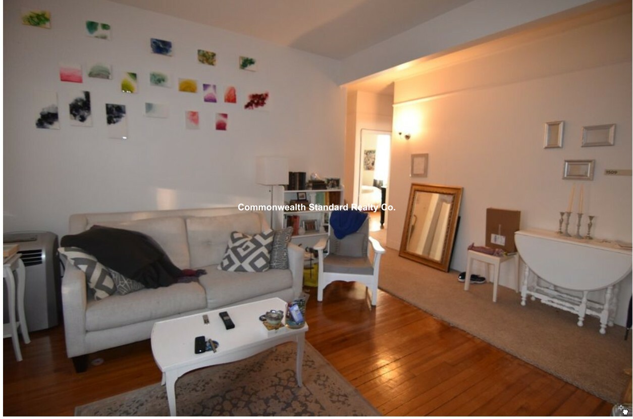 52 Parkman, Coolidge Corner