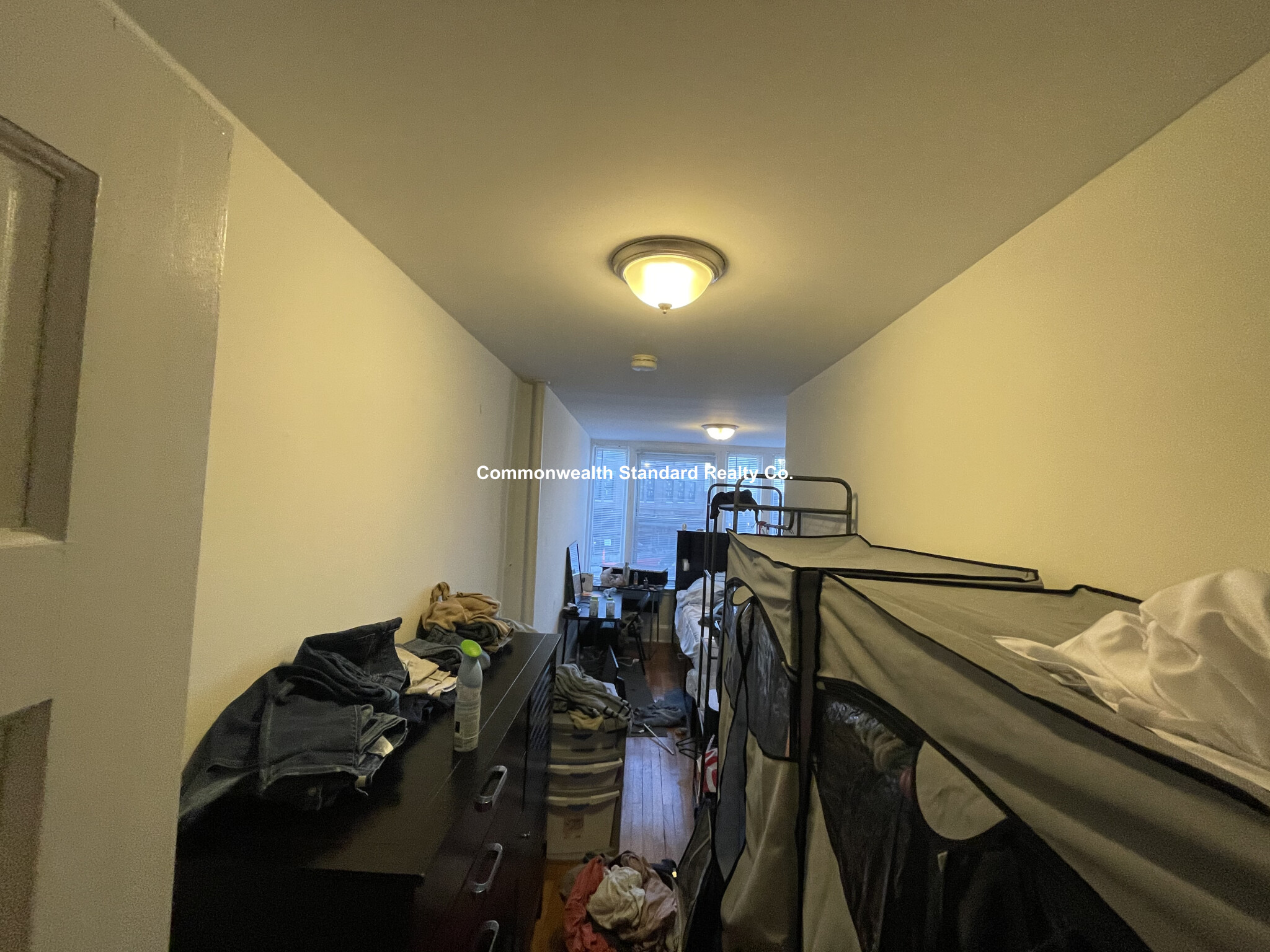 3 bed, 1 bath apartment for rent at 489 West Broadway Unit 3, South Boston — photo 5 of 8