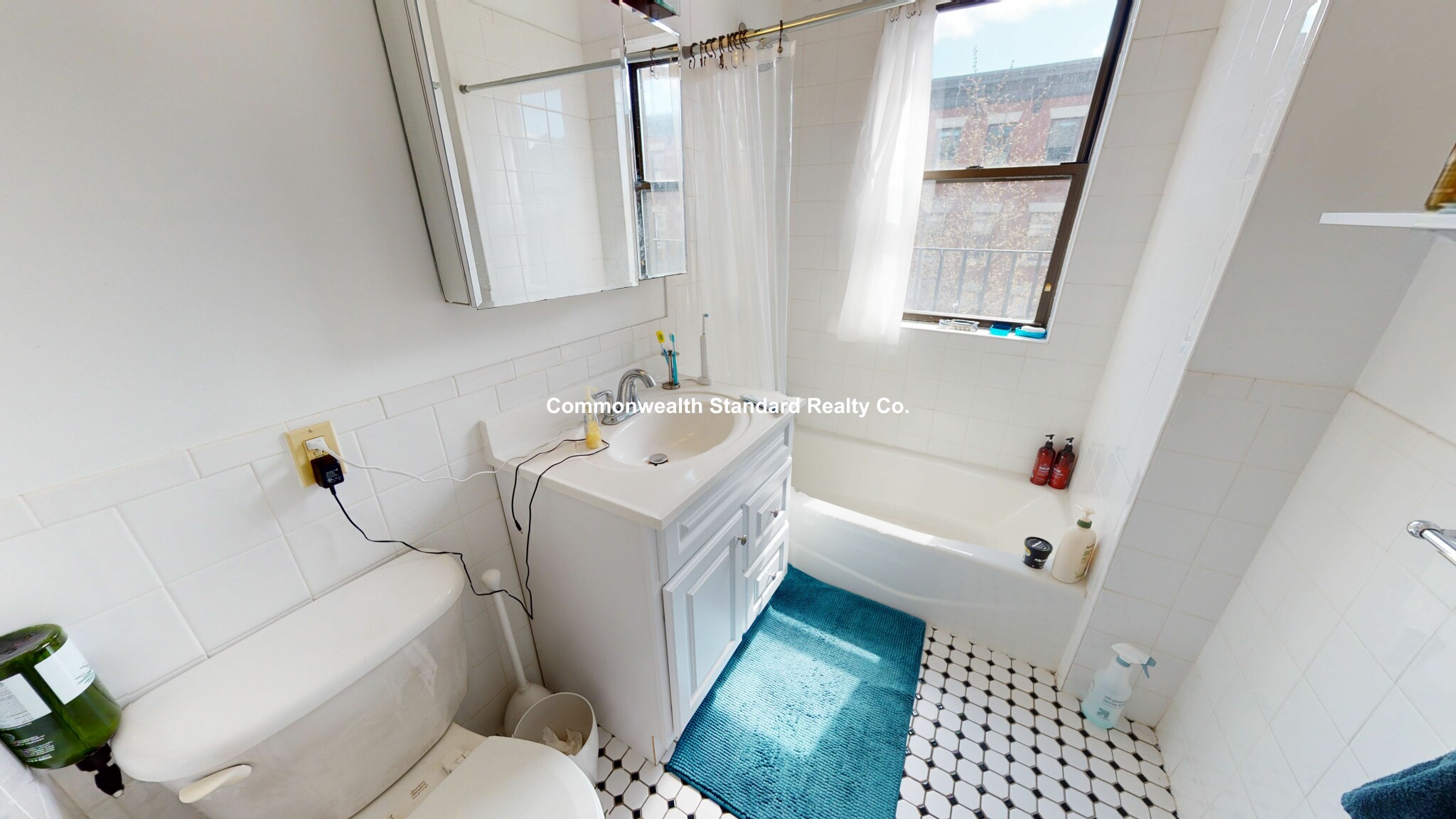 4 Park Vale Ave, Allston